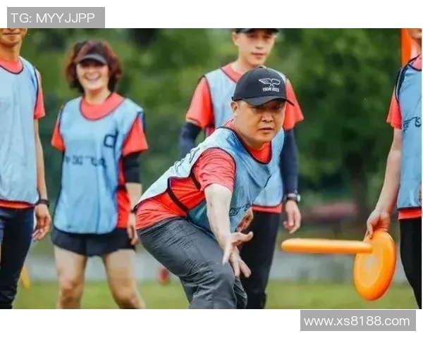 李丽独家分享飞盘技巧与心得体会助你轻松掌握这项运动的乐趣与魅力